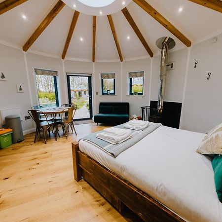 East Thorne Glamping Villa บู๊ด ห้อง รูปภาพ
